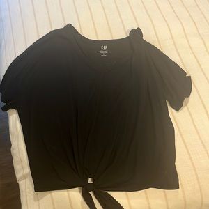 Gap shirt